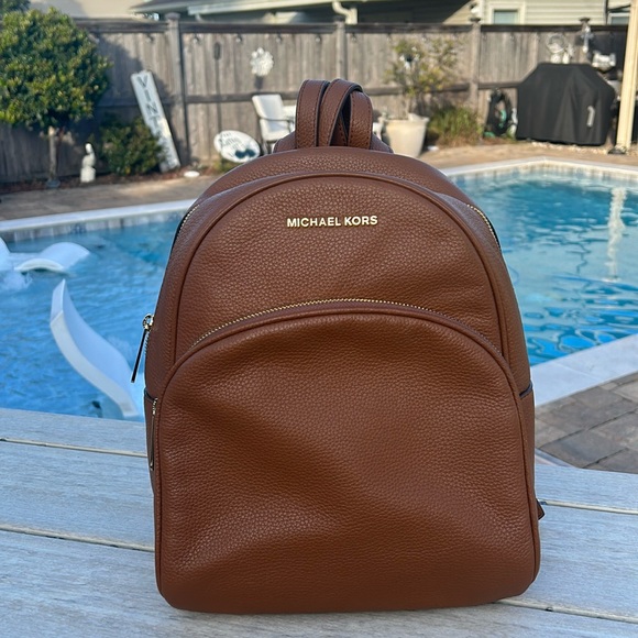 MICHAEL KORS BACKPACK - Picture 1 of 5